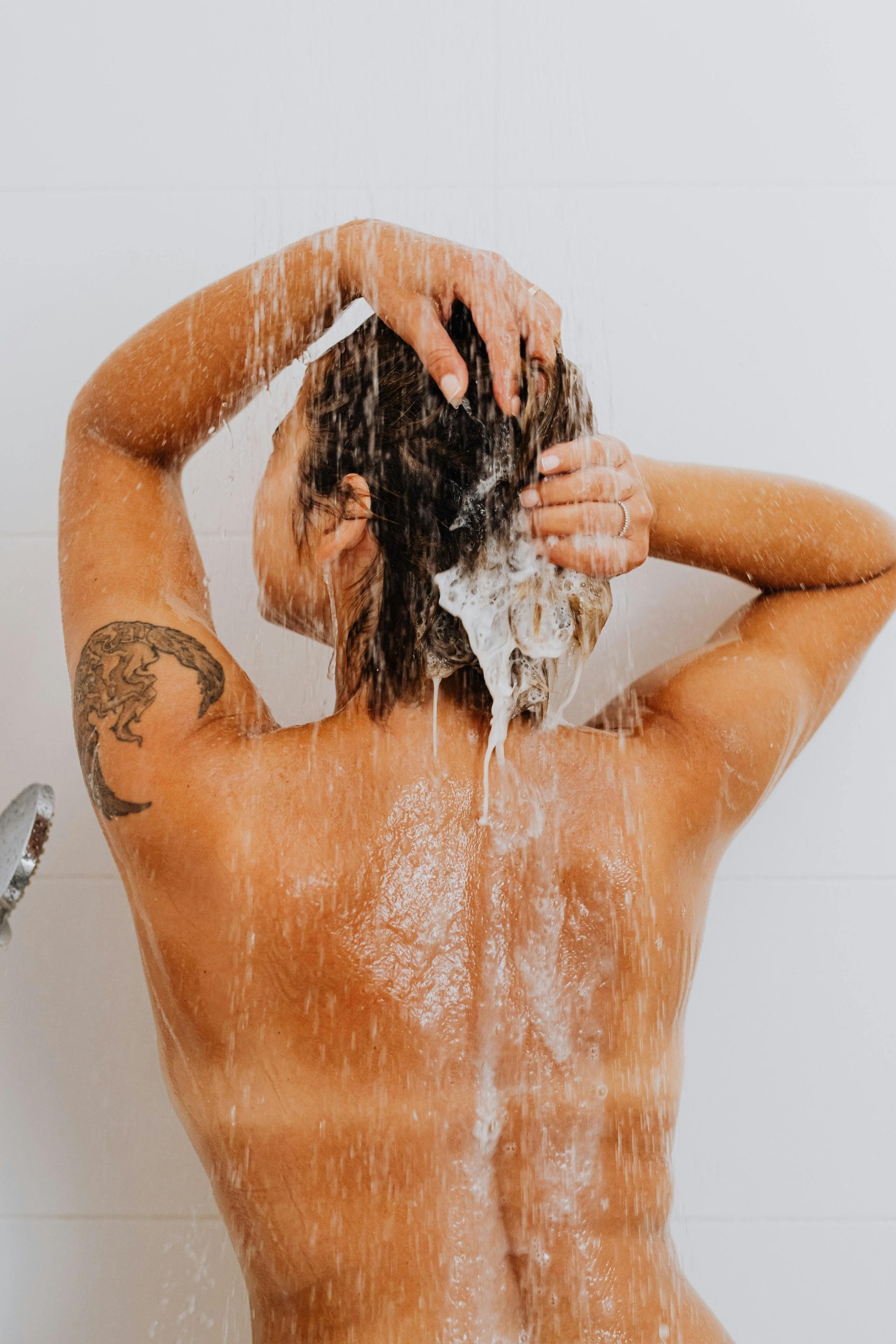 Stronger, Softer, Healthier: Best Natural Remedies for Hair Repair 6 How to Build a Weekly Hair Repair Routine
