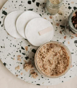 How To Make A Sugar Lip Exfoliating Scrub 1 How To Make A Sugar Lip Exfoliating Scrub